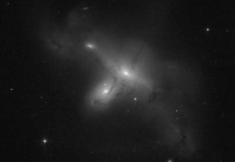 Hubble, после своей перезагрузки, прислал удивительные снимки 1 Hubble, после своей перезагрузки, прислал удивительные снимки
