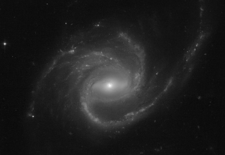 Hubble, после своей перезагрузки, прислал удивительные снимки 2 Hubble, после своей перезагрузки, прислал удивительные снимки