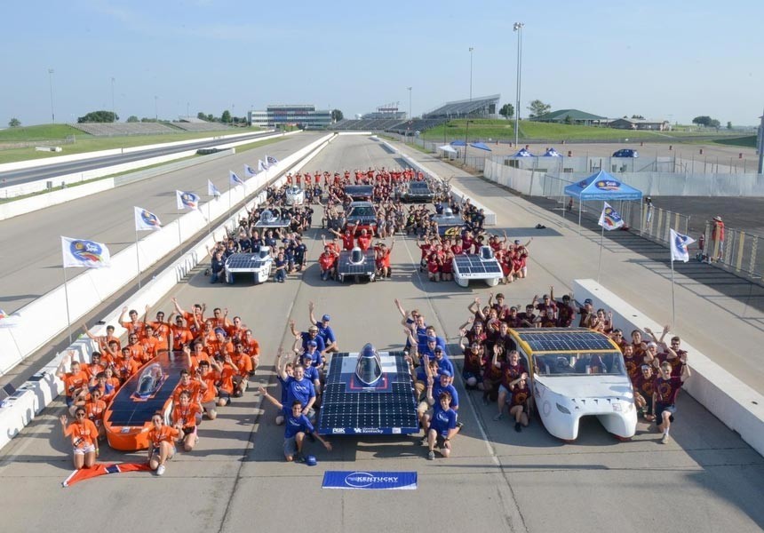 Победителем American Solar Challenge 2021 стал автомобиль собранный студентами 2 Победителем American Solar Challenge 2021 стал автомобиль собранный студентами
