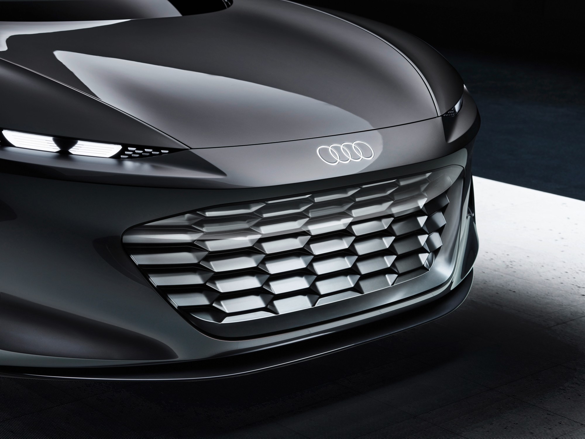 Audi представляет новый безумный концепт — намек на электрический A8? 2 Audi представляет новый безумный концепт — намек на электрический A8?