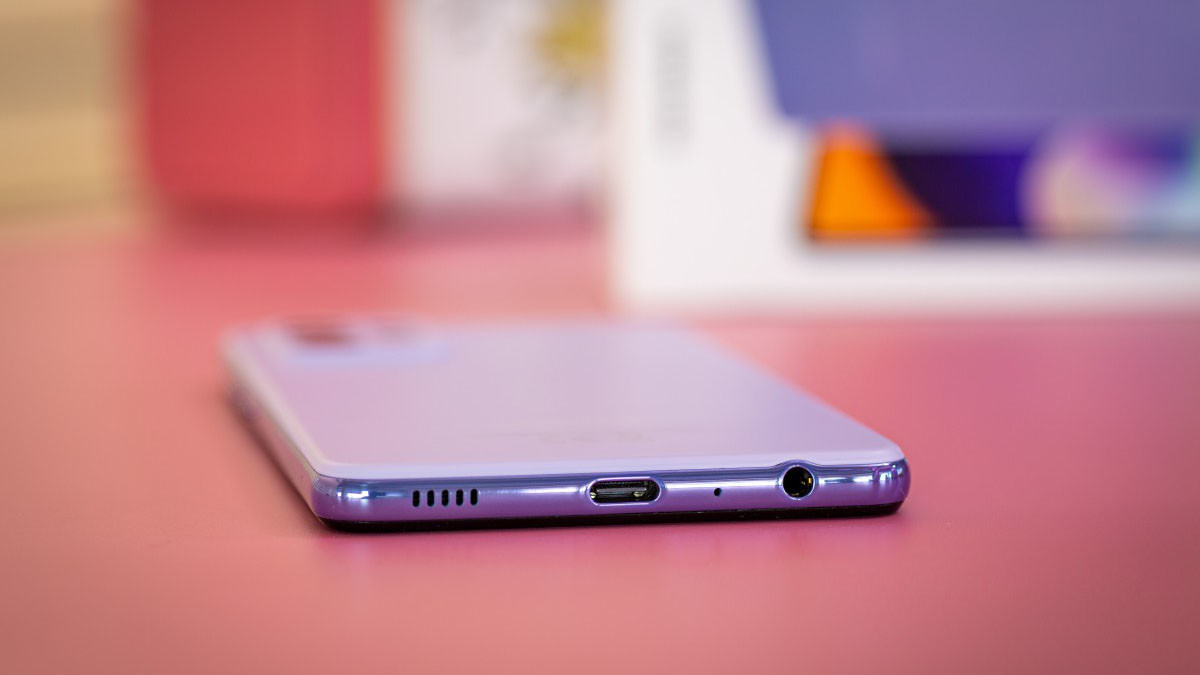 Обзор Samsung Galaxy A52 — флагманы больше не нужны