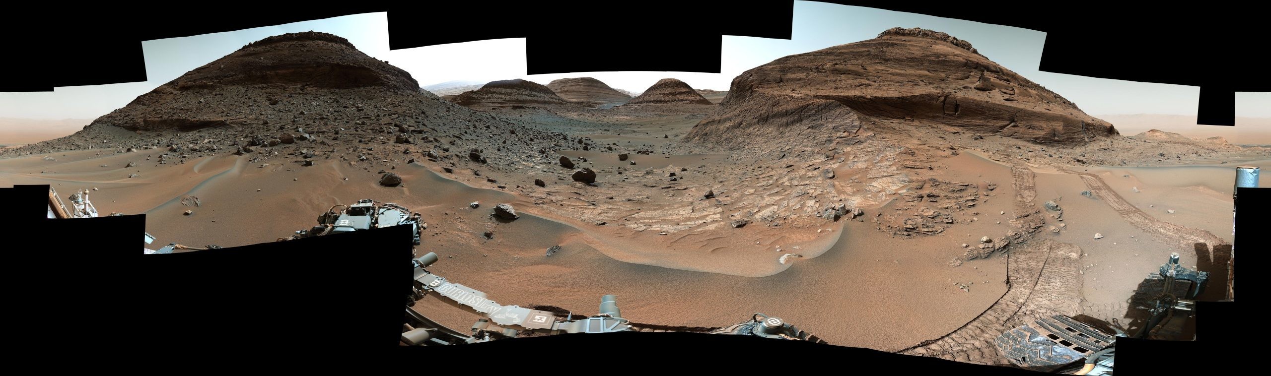 Марсоход Curiosity достиг Марсоход Curiosity достиг