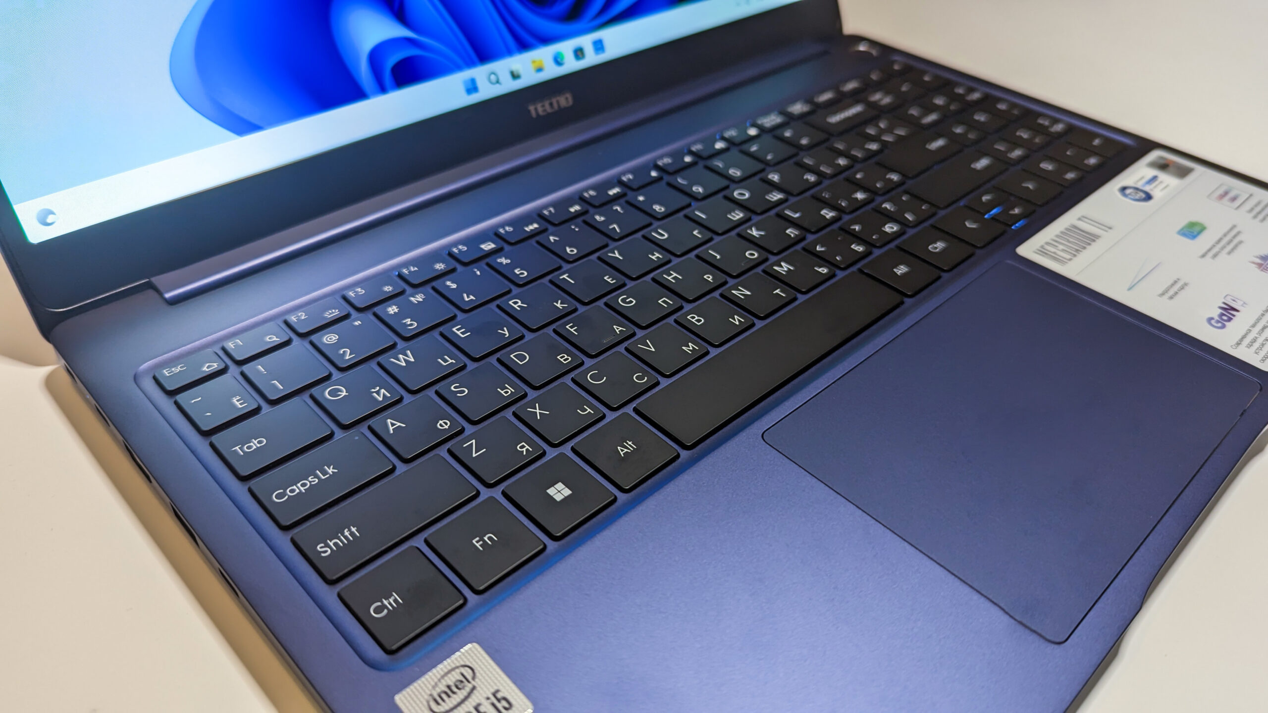 Обзор ноутбука TECNO Megabook T1 — идеальный спутник 4 Обзор ноутбука TECNO Megabook T1 — идеальный спутник