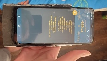 Этот Samsung Galaxy A32 может проработать на одном заряде больше недели, но выглядит жутко 1 Этот Samsung Galaxy A32 может проработать на одном заряде больше недели, но выглядит жутко