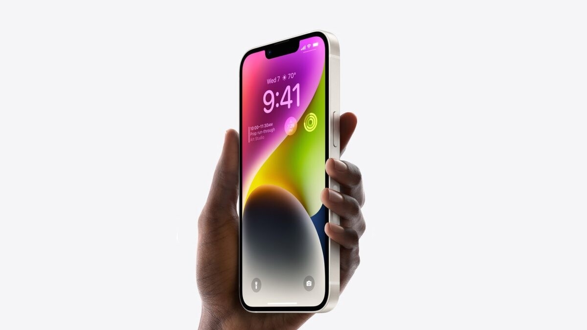 В сеть утекли полные характеристики iPhone SE 4
