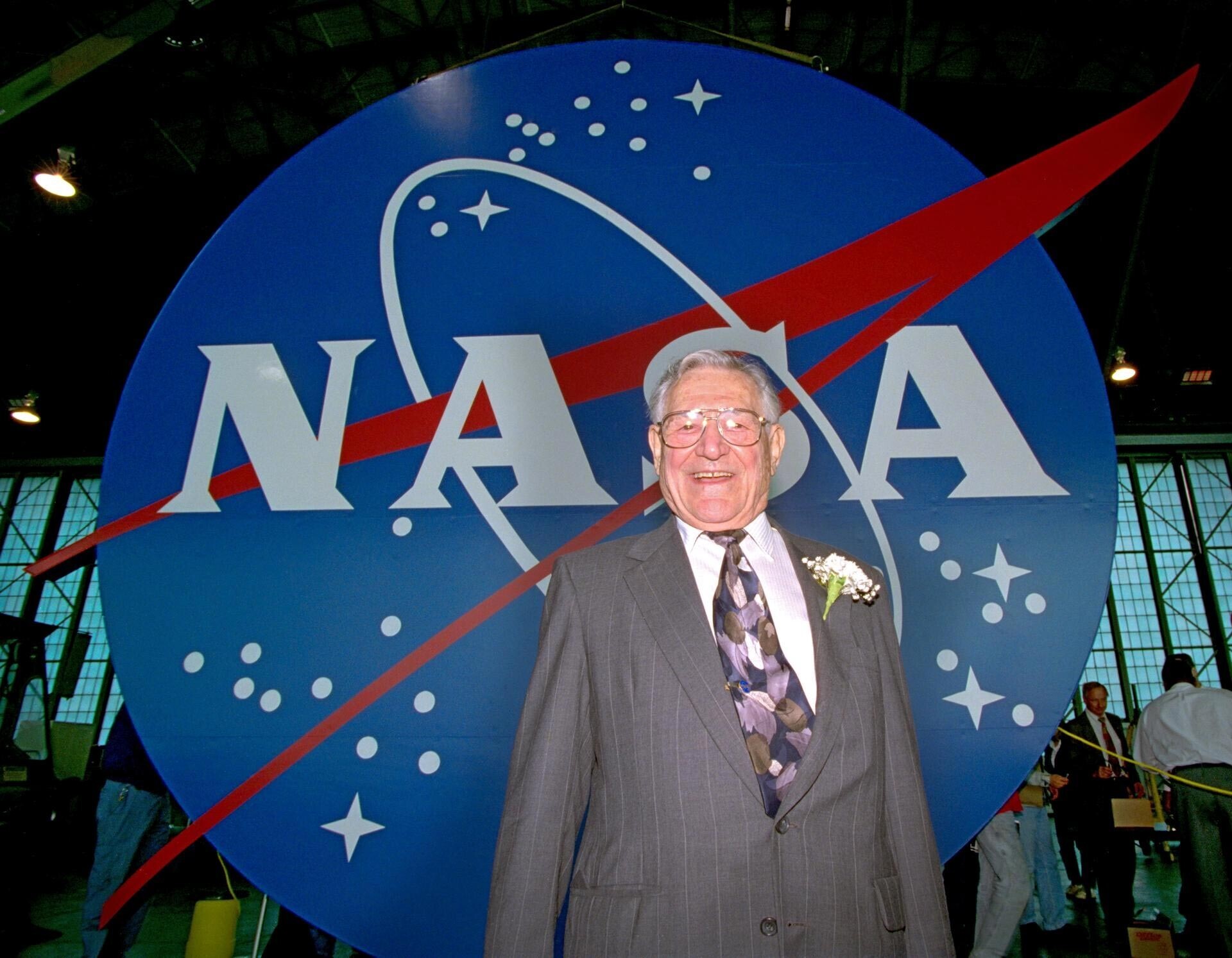 Знаменитому логотипу NASA исполняется 65 лет 2 Знаменитому логотипу NASA исполняется 65 лет