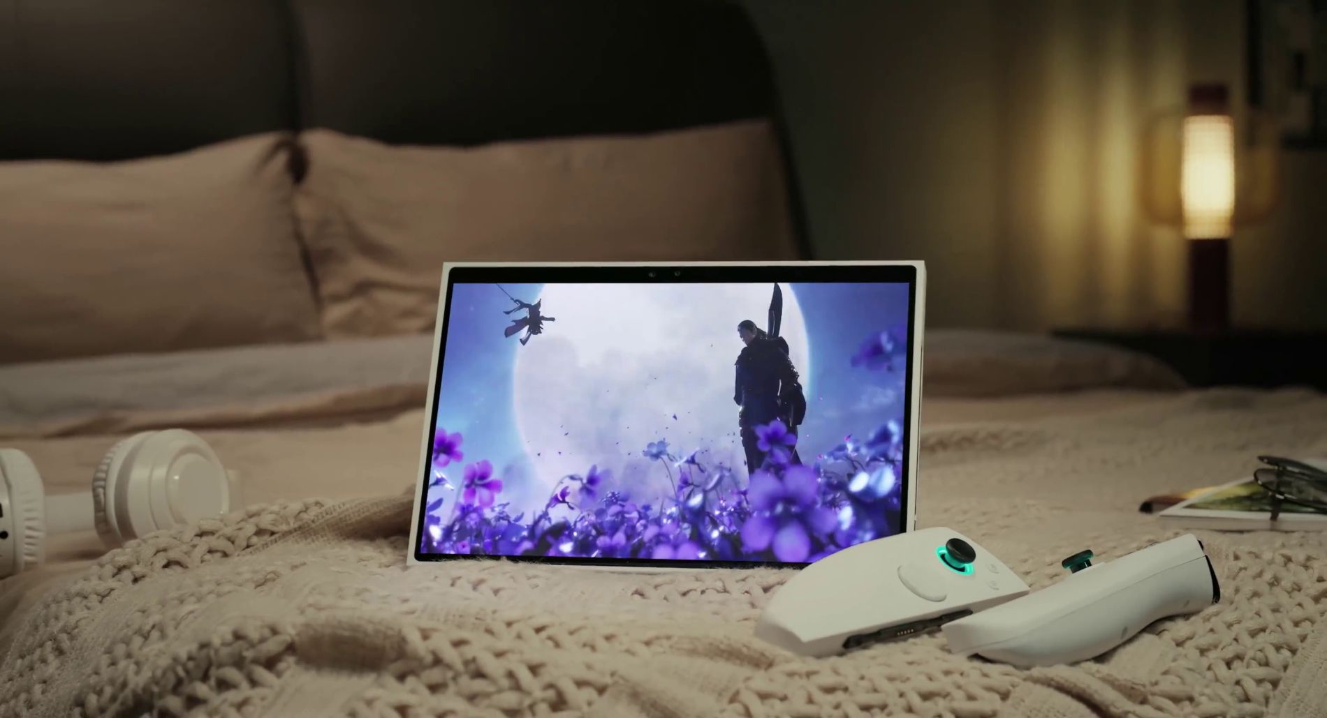 Эту консоль трудно назвать портативной — представлен концепт Tencent 3D One 1 Эту консоль трудно назвать портативной — представлен концепт Tencent 3D One