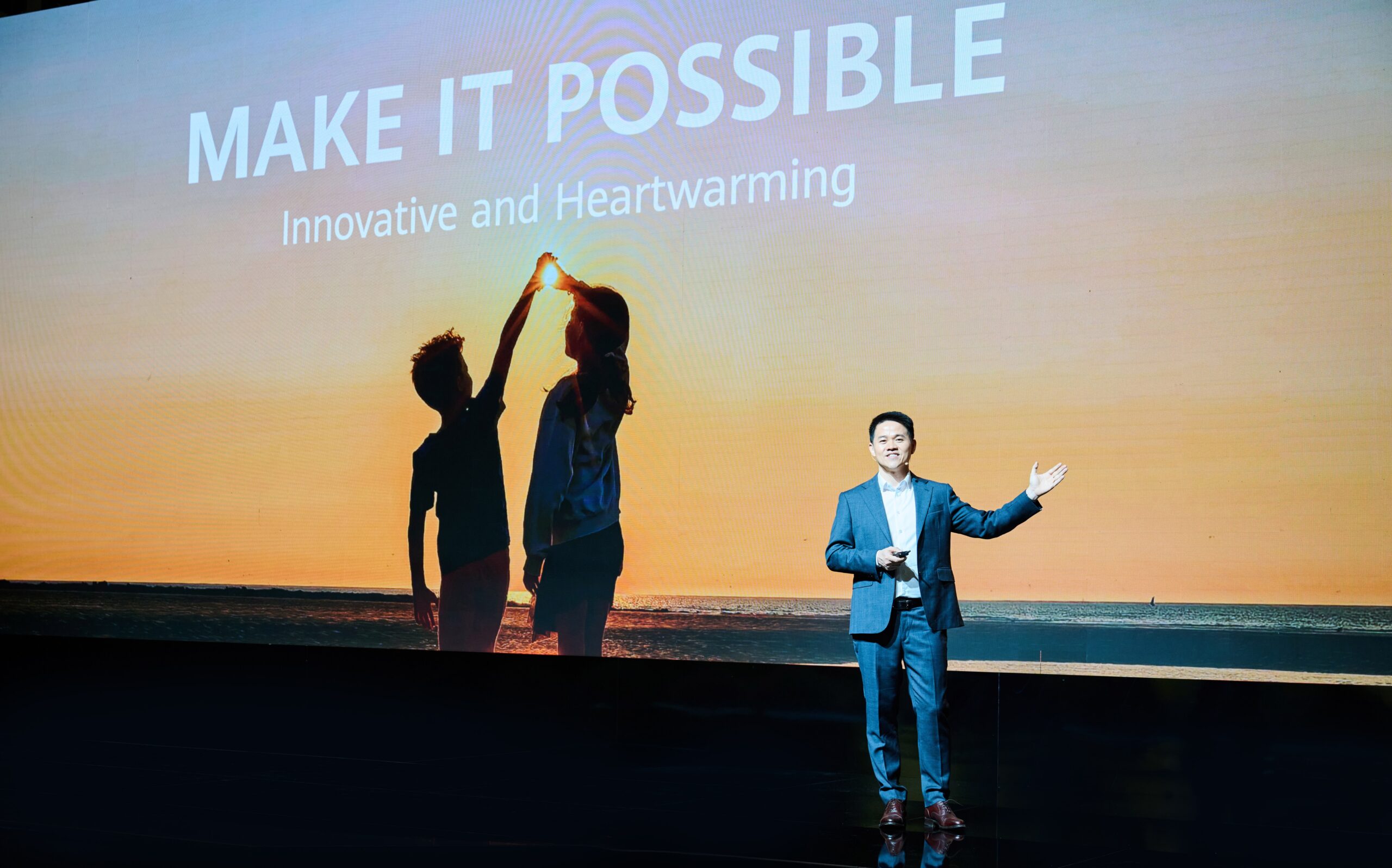 Новинки от Huawei: складной Mate X6, серия nova 13 и умные наушники нового поколения
