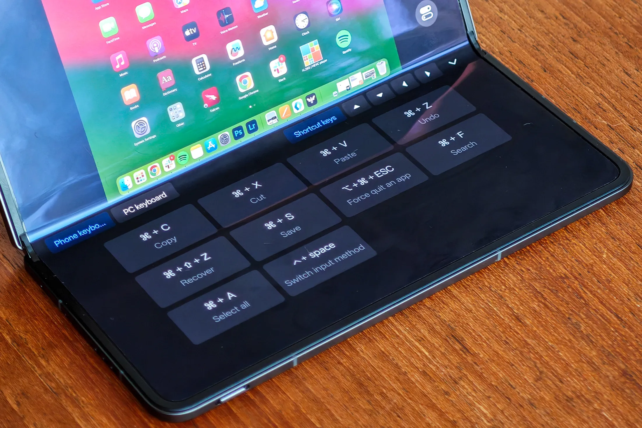 Самый тонкий складной смартфон Oppo Find N5 теперь дружит с Mac