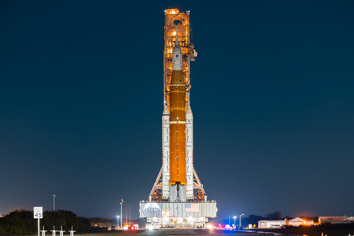Конец эпохи? NASA может отказаться от ракеты SLS, Boeing готовится к увольнениям