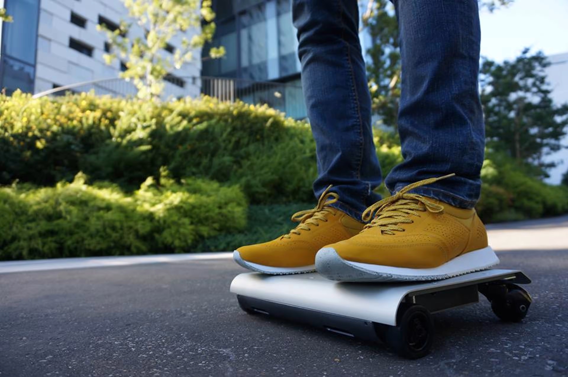 Выпущен самый странный компактный вид транспорта нового поколения WalkCar 2 Pro