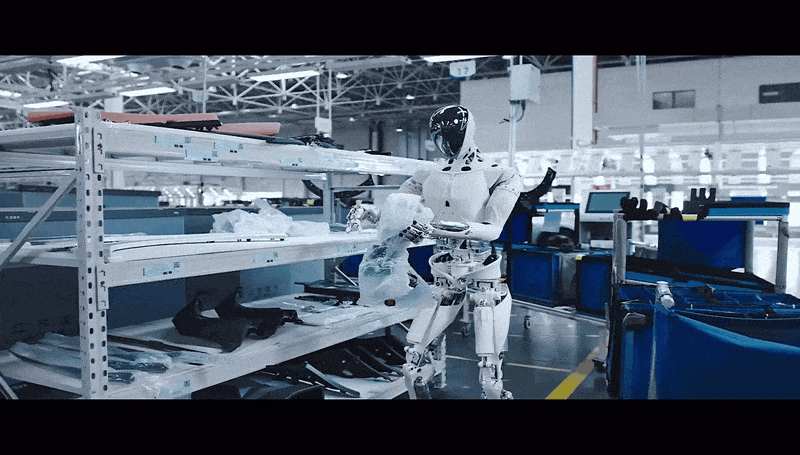 Публике представили человекоподобного робота XPeng Iron, который занимается сборкой машин 1 Публике представили человекоподобного робота XPeng Iron, который занимается сборкой машин
