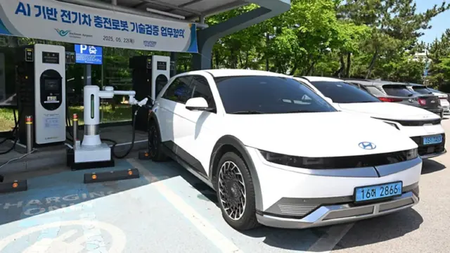 Роботы-заправщики: Hyundai тестирует ИИ-зарядку электромобилей в аэропорту Инчхон