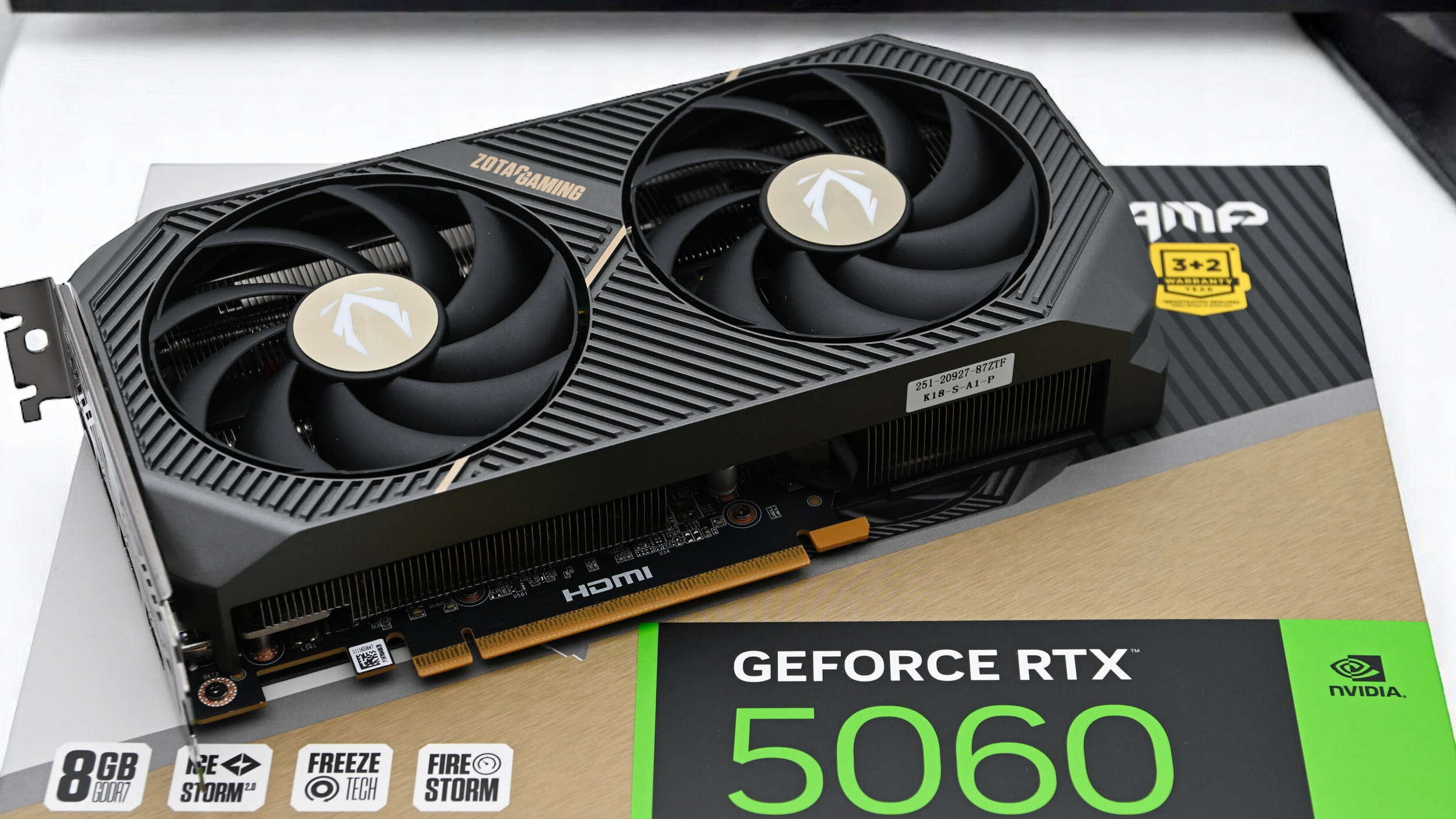 Zotac GeForce RTX 5060 AMP — компактная видеокарта для Full HD-гейминга или пустая трата денег? 1 Zotac GeForce RTX 5060 AMP — компактная видеокарта для Full HD-гейминга или пустая трата денег?