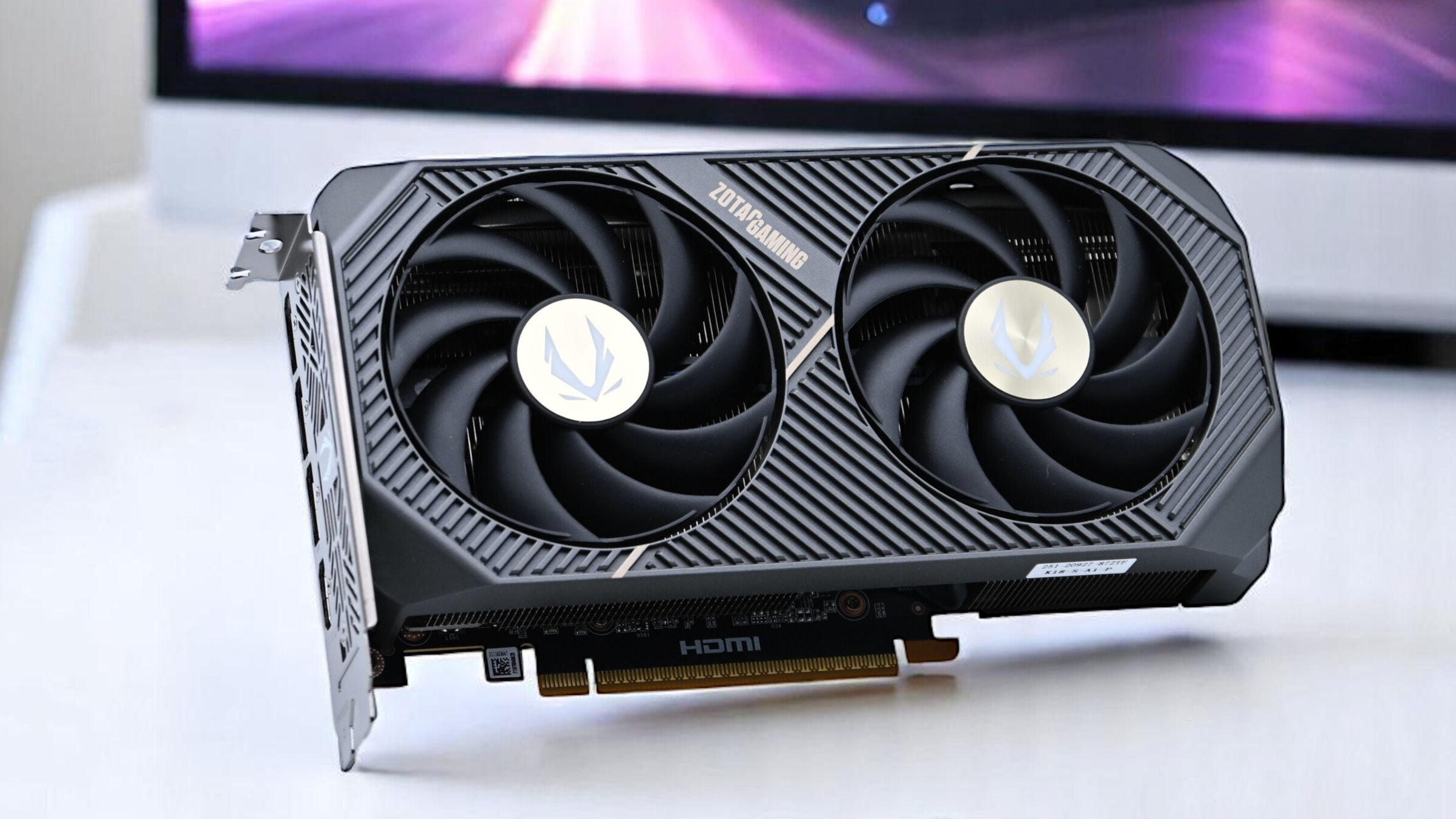 Zotac GeForce RTX 5060 AMP — компактная видеокарта для Full HD-гейминга или пустая трата денег?