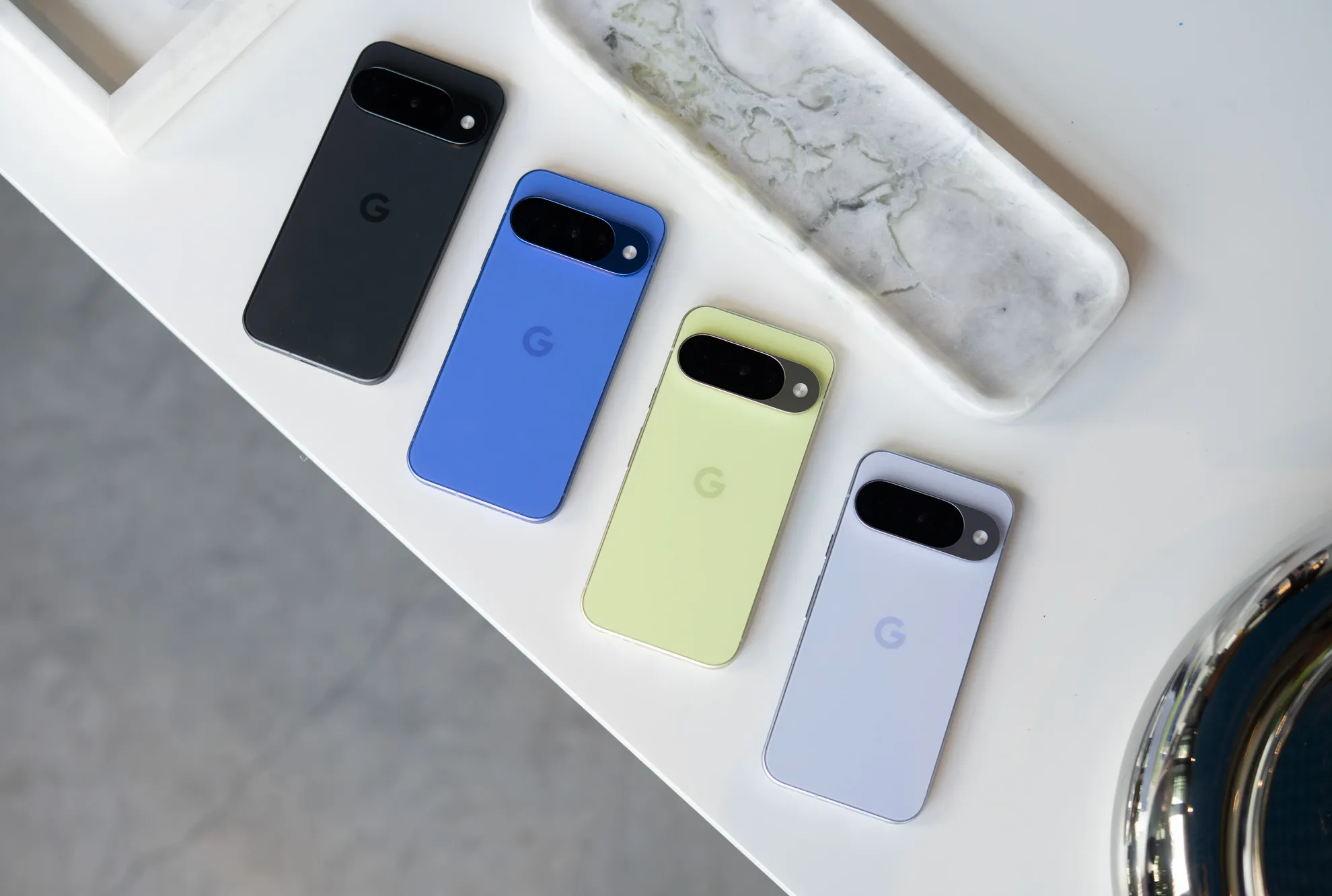 Серия Pixel 10 представлена официально: магнитная зарядка как у Apple и лусший ИИ-помощник