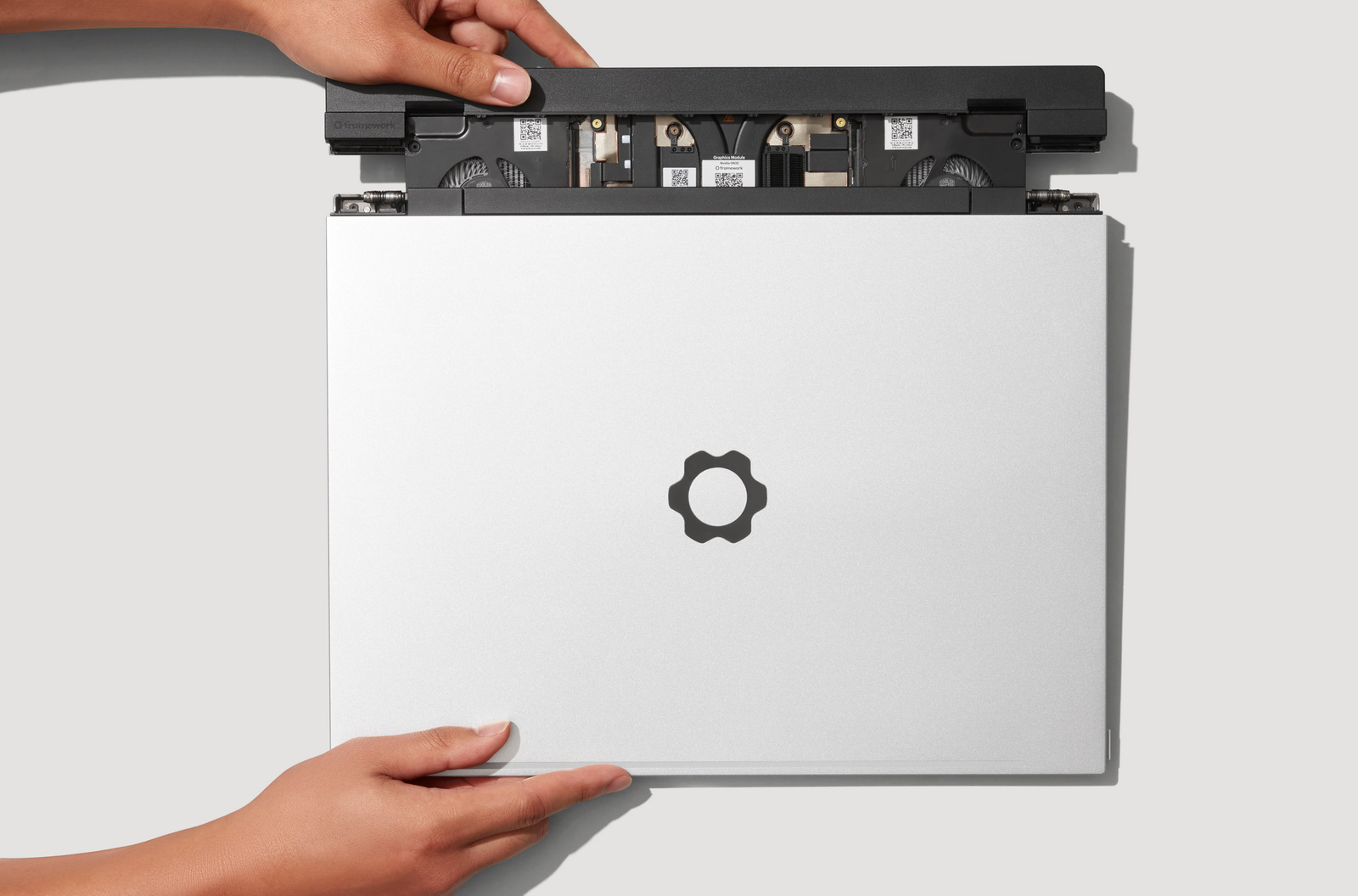 Framework представила сменную видеокарту RTX 5070 для своего ноутбука