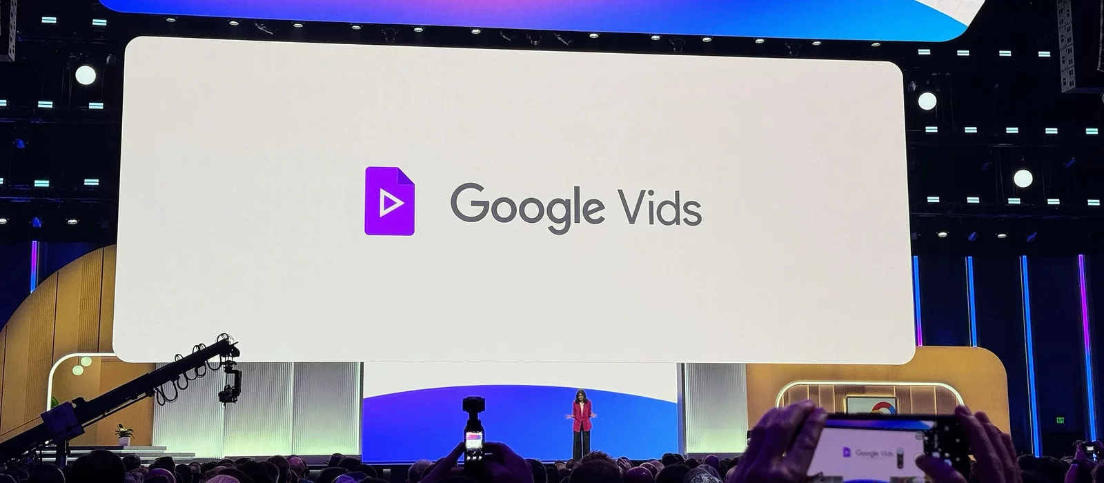 Google открыла бесплатный доступ к ИИ-видеоредактору Vids для всех пользователей
