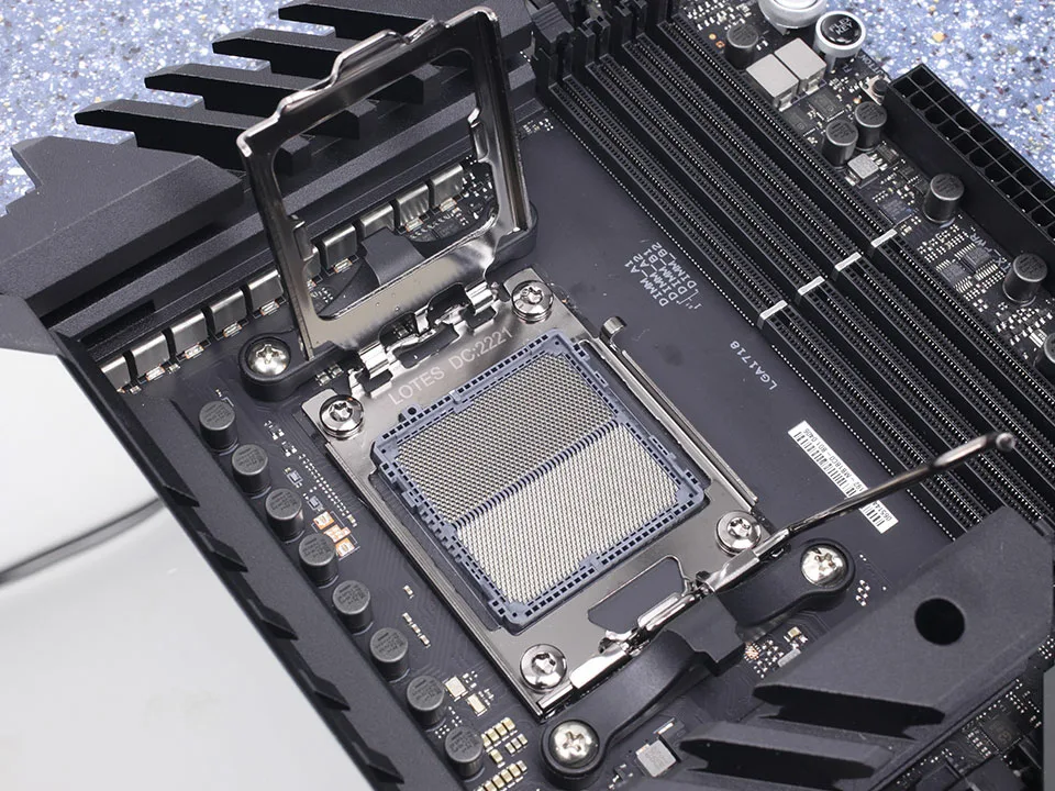 AMD раскрыла причину массового выгорания сокетов AM5: виноваты прошивки BIOS
