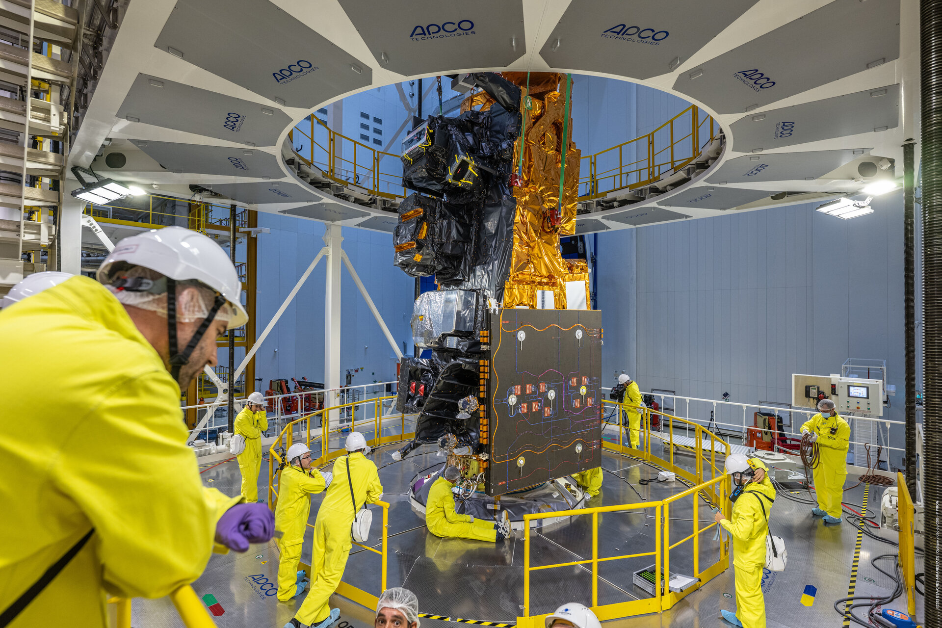 Европа запустила космического охотника за погодой с помощью Ariane 6