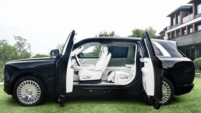 Dreame представила внедорожник подозрительно похожий на Rolls-Royce 1 Dreame представила внедорожник подозрительно похожий на Rolls-Royce
