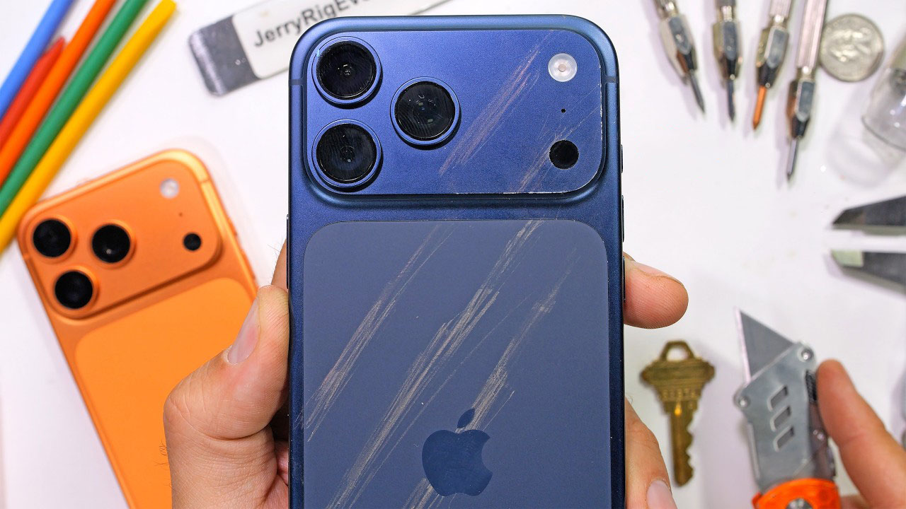 Дефект дизайна: почему iPhone 17 Pro царапается даже при аккуратном использовании