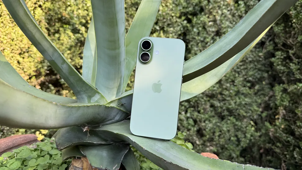 Обзор Apple iPhone 17: «базовый» флагман который понравится всем 7 Обзор Apple iPhone 17: «базовый» флагман который понравится всем