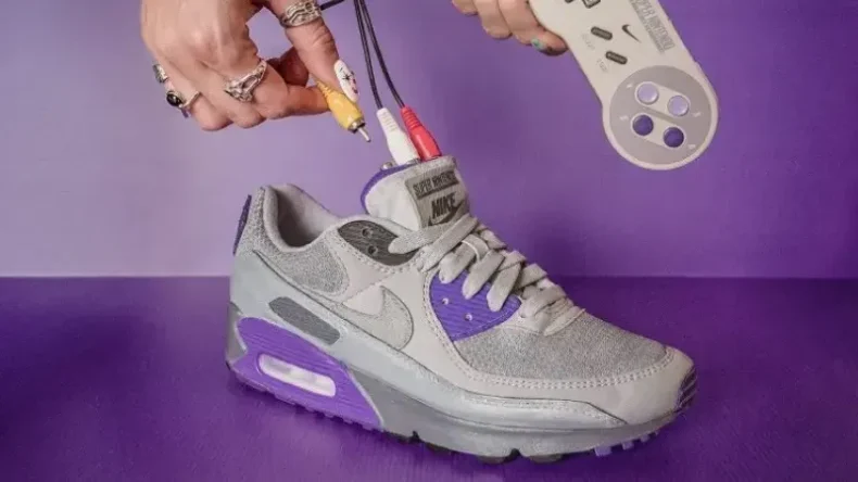 AIR SNES: дизайнер создал работающую консоль Super Nintendo в кроссовках Nike