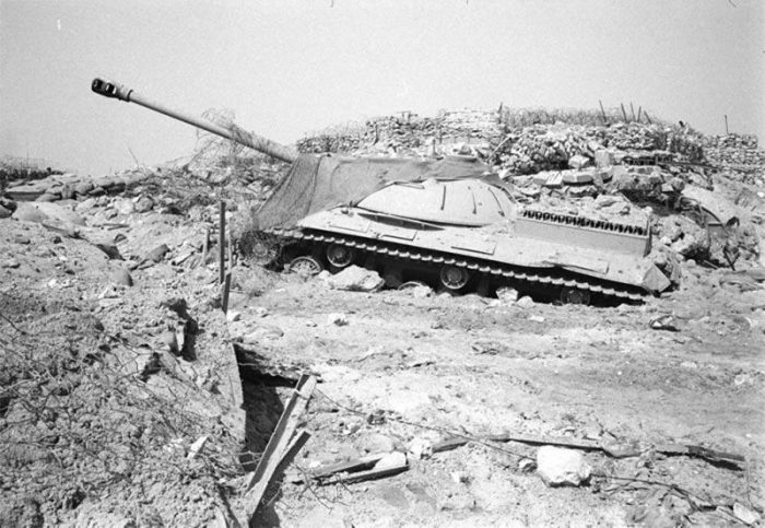 ИС-3: «Щучий нос», напугавший Запад. История самого эффектного провала советского танкостроения