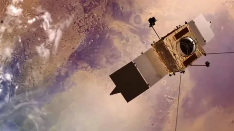 NASA потеряло связь с марсианским орбитальным аппаратом MAVEN — поиски идут, но шансы малы