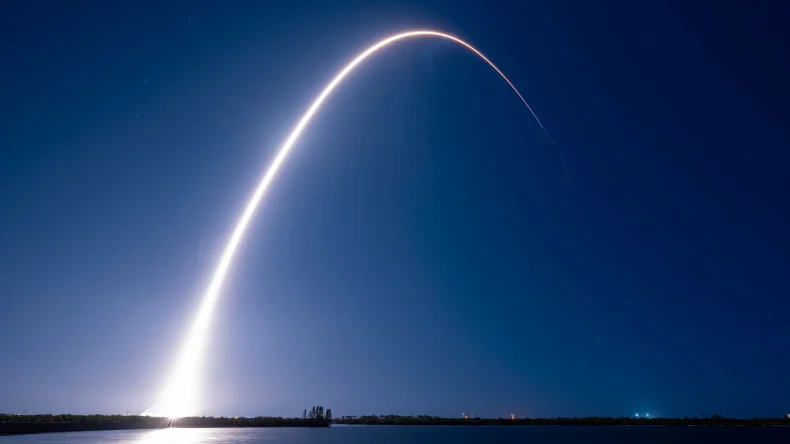 Ступень Falcon 9 столкнётся с Луной 5 августа — отслеживание продолжается