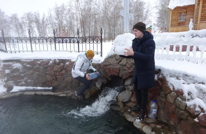 Выживающие без света и кислорода бактерии найдены в подземных водах Сибири