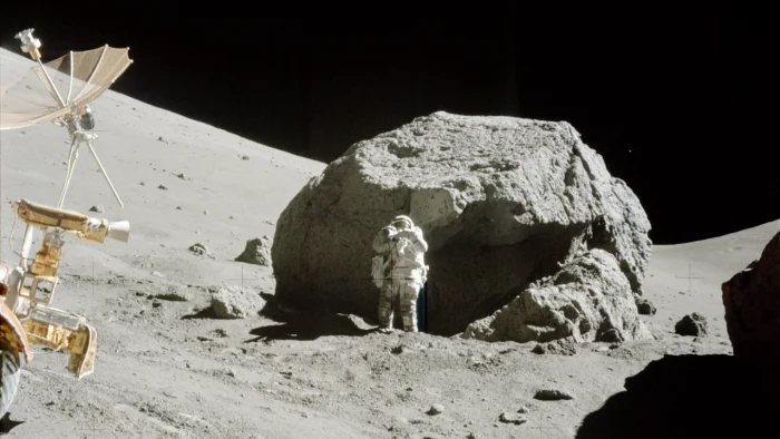 NASA меняет план по лунным скафандрам: высадка в 2028 году снова под вопросом