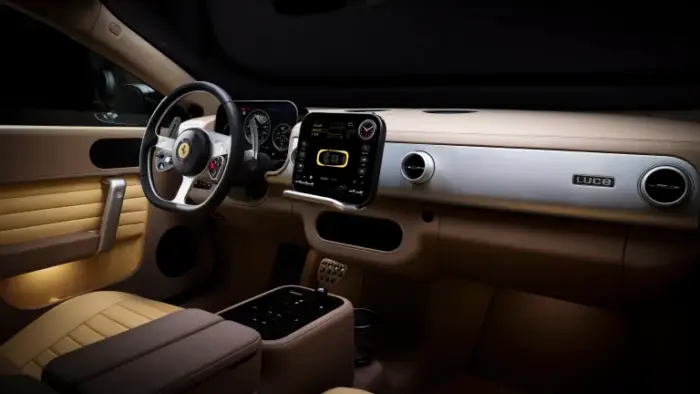 Ferrari наконец показала Luce — первый электромобиль с 1050 л.с. и салоном от Джони Айва