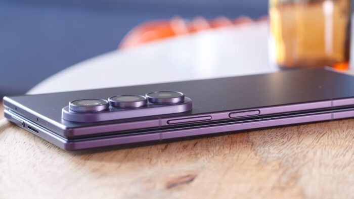 Samsung Galaxy Z Fold8 Ultra — обзор складного смартфона с Snapdragon 8 Elite Gen 5 и батареей 5000 мАч 4 Samsung Galaxy Z Fold8 Ultra — обзор складного смартфона с Snapdragon 8 Elite Gen 5 и батареей 5000 мАч