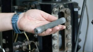 Нагревательный элемент из песка и руды работает при 800 °C, снижая потери энергии втрое