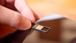 Ученые обнаружили новый способ взлома смартфонов через SIM-карты