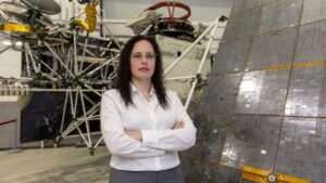 Нейросеть предскажет путь спутников сквозь космический мусор