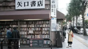 В Японии массово скупают подержанные книги — продавцы подозревают компании в сфере ИИ