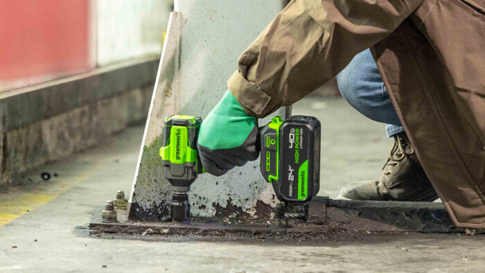 Greenworks представила компактный гайковёрт IW3450 с крутящим моментом до 580 Нм